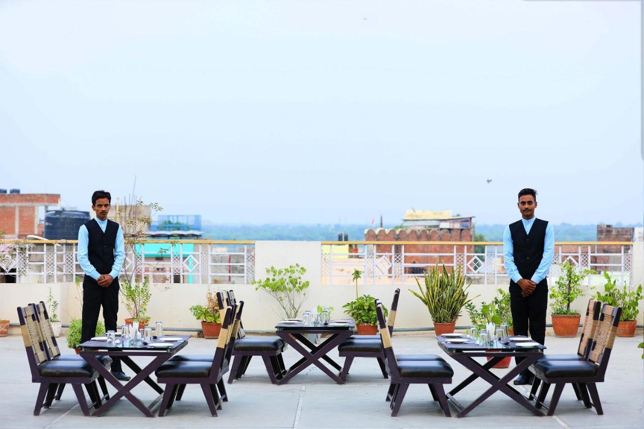 Hotel Vishwanath Varanasi Luaran gambar